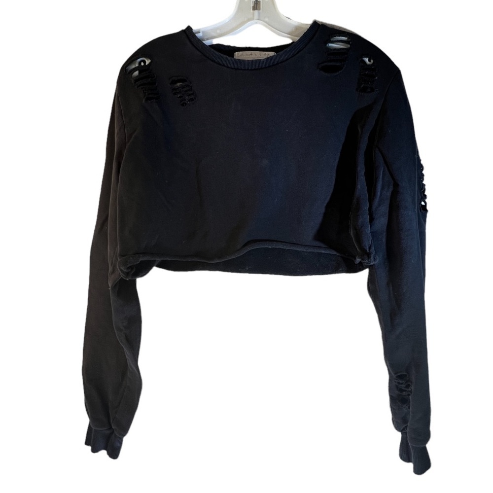Emma &‎ Sam Destroyed Crop Shirt